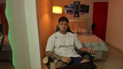 Snapshot of jake_pons chatting on 01/15/25, 03:11 Jake Pons online show from 01/15/25, 03:11