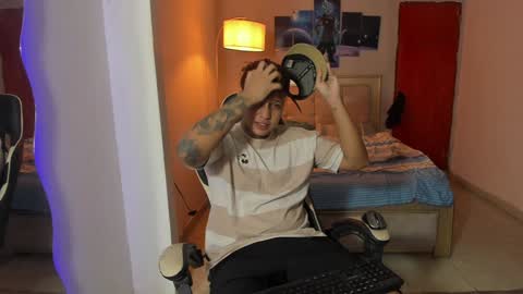 Snapshot of jake_pons chatting on 01/17/25, 02:39 Jake Pons online show from 01/17/25, 02:39