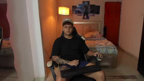 Snapshot of jake_pons chatting on 01/29/25, 03:04 Jake Pons online show from 01/29/25, 03:04