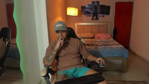 Snapshot of jake_pons chatting on 02/01/25, 01:34 Jake Pons online show from 02/01/25, 01:34