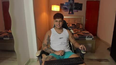 Snapshot of jake_pons chatting on 02/12/25, 02:45 Jake Pons online show from 02/12/25, 02:45