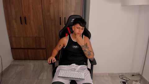 Snapshot of jake_pons chatting on 09/24/25, 09:23 Jake Pons online show from 09/24/25, 09:23