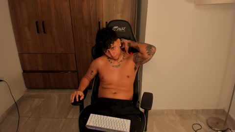 Snapshot of jake_pons chatting on 11/13/25, 10:58 Jake Pons online show from 11/13/25, 10:58