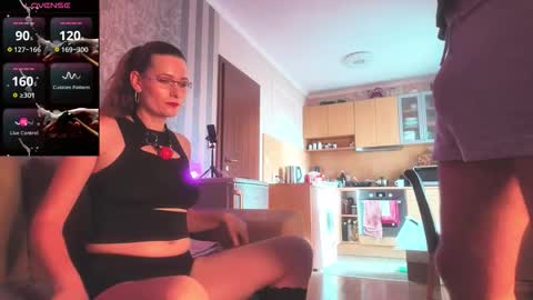 Snapshot of jake_stallion chatting on 10/20/25, 07:53 Jake and Mal online show from 10/20/25, 07:53