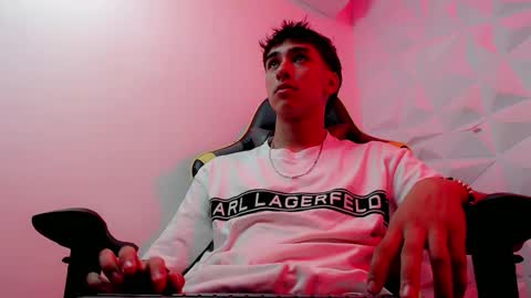 jake_tripp online show from 12/10/24, 04:34