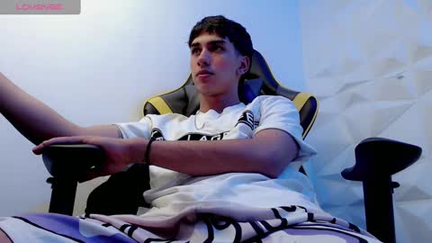 jake_tripp online show from 12/14/24, 08:34