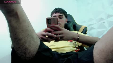 jake_tripp online show from 12/21/24, 04:52