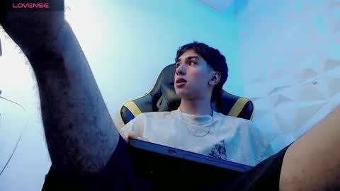 jake_tripp online show from 12/28/24, 08:16