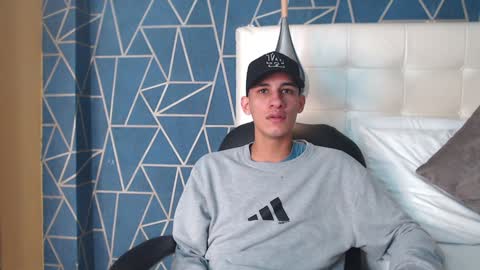 Snapshot of jakemoxleey chatting on 12/17/24, 11:28 jakemoxleey online show from 12/17/24, 11:28