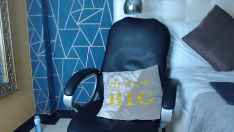 Snapshot of jakemoxleey chatting on 12/22/24, 03:33 jakemoxleey online show from 12/22/24, 03:33