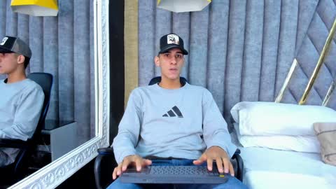 Snapshot of jakemoxleey chatting on 01/03/25, 12:19 jakemoxleey online show from 01/03/25, 12:19