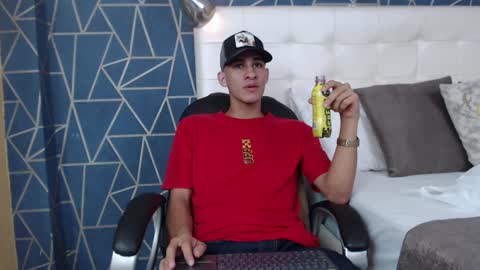 Snapshot of jakemoxleey chatting on 01/11/25, 12:29 jakemoxleey online show from 01/11/25, 12:29