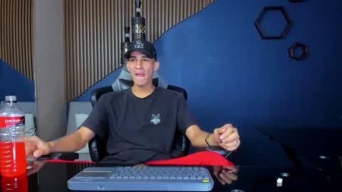 Snapshot of jakemoxleey chatting on 01/20/25, 07:04 jakemoxleey online show from 01/20/25, 07:04