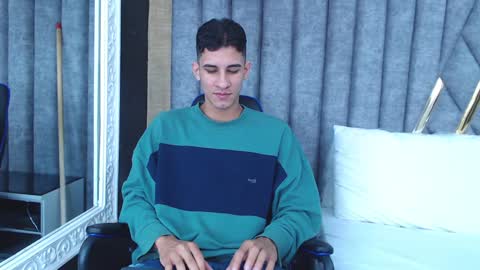 Snapshot of jakemoxleey chatting on 01/28/25, 12:22 jakemoxleey online show from 01/28/25, 12:22