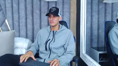 Snapshot of jakemoxleey chatting on 02/09/25, 12:19 jakemoxleey online show from 02/09/25, 12:19