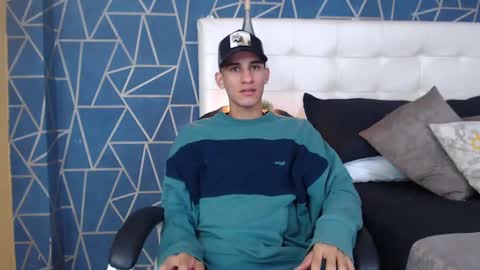 Snapshot of jakemoxleey chatting on 02/23/25, 12:05 jakemoxleey online show from 02/23/25, 12:05