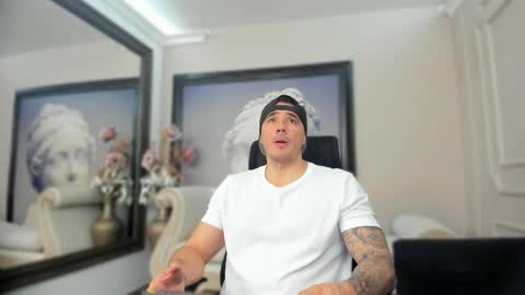 jakestone_1 online show from 10/26/25, 07:20