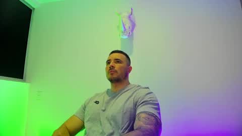 jakestone_1 online show from 04/16/26, 01:06