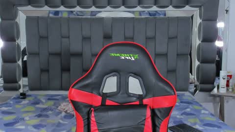 my name is sebas If you come here dont hesitate to say hello Im a guy who really likes having conversations and having hot online show from 02/04/25, 03:54