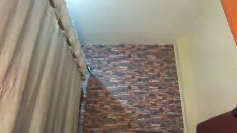 jalia12 online show from 06/05/26, 10:32