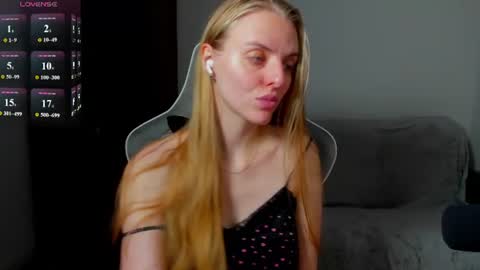 Snapshot of jam_cream chatting on 06/27/26, 08:30 Sofia online show from 06/27/26, 08:30