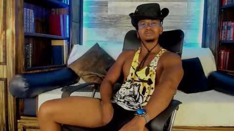   online show from 10/29/25, 04:04