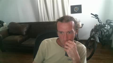 jambu32 online show from 04/03/26, 11:14