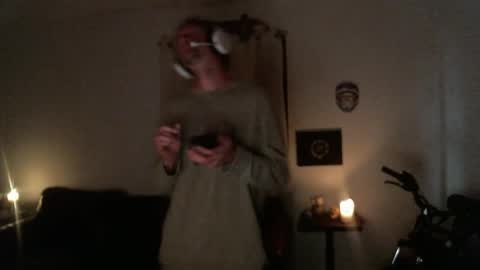 jambu32 online show from 04/04/26, 11:18