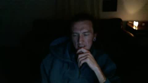 jambu32 online show from 04/19/26, 05:18