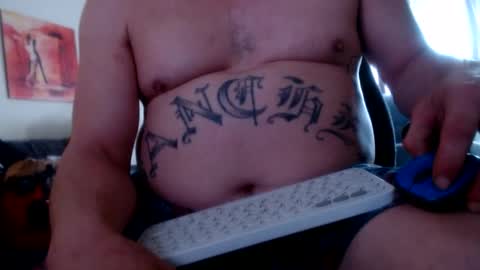 what you in too online show from 01/06/25, 09:32