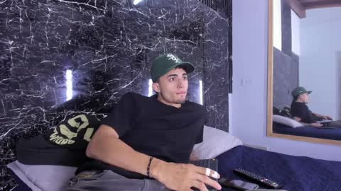 james_06_ online show from 04/10/26, 11:15