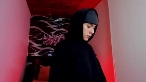 james_adamss_ online show from 01/10/26, 04:14