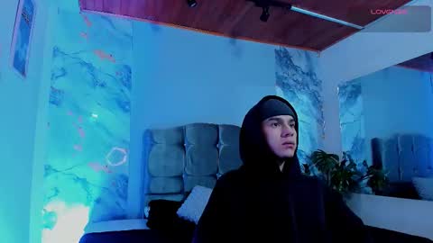 james_adamss_ online show from 03/04/26, 11:27