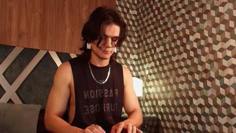 james_morrisonm online show from 12/18/25, 07:20