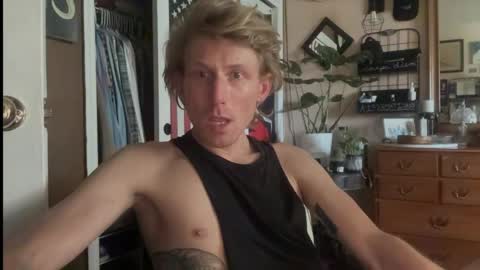 jamesbpeach online show from 04/28/26, 08:03