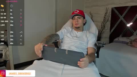 Snapshot of jamesdekker chatting on 10/01/25, 08:15 jamesdekker online show from 10/01/25, 08:15