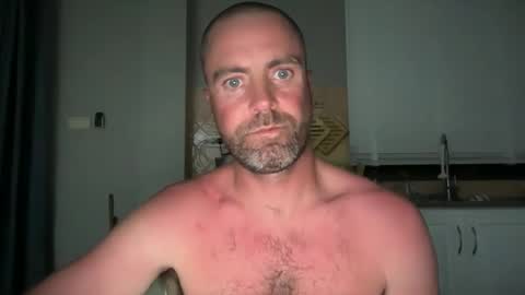 Snapshot of jamese85 chatting on 02/05/26, 05:17 Just4You online show from 02/05/26, 05:17