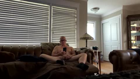 jamesjoyce52 online show from 11/02/25, 02:41