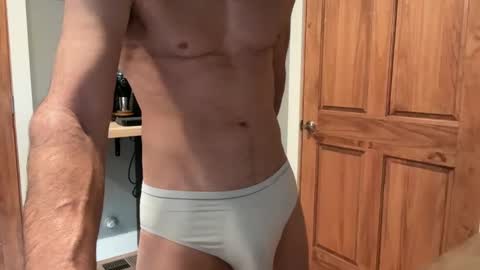 James likes you online show from 01/05/25, 08:10