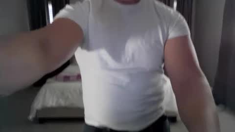 Snapshot of jamesmckendree chatting on 11/16/25, 07:19 jamesmckendree online show from 11/16/25, 07:19