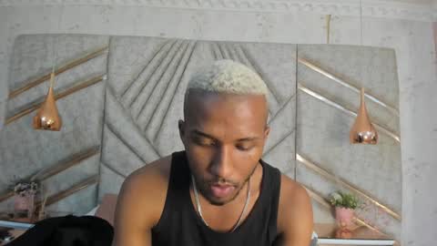 Snapshot of jamesparck chatting on 02/07/25, 06:24 James online show from 02/07/25, 06:24