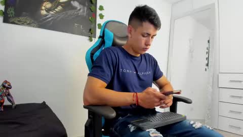 Jamess hott online show from 12/06/24, 01:44