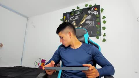 Jamess hott online show from 12/11/24, 10:49