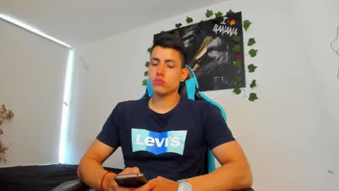 Jamess hott online show from 12/17/24, 12:54