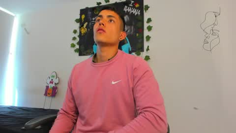 Jamess hott online show from 01/06/25, 04:44