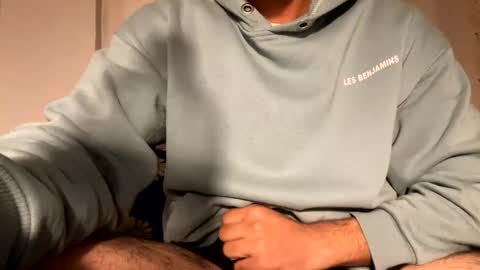 Snapshot of jamessandt chatting on 10/28/25, 09:06 jamessandt online show from 10/28/25, 09:06