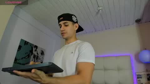 --- James --- online show from 07/17/26, 08:57