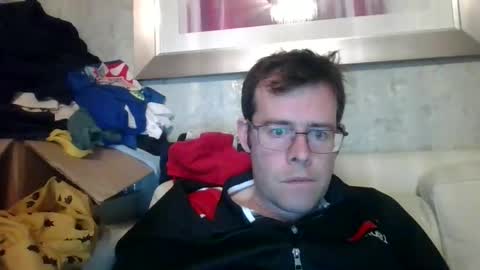 jamie516 online show from 10/31/25, 06:31