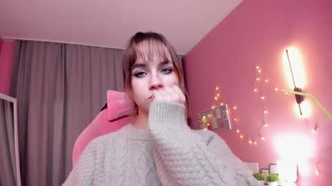 jamie_chung online show from 11/23/25, 01:16