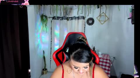 jan_milkhot online show from 12/30/24, 05:02